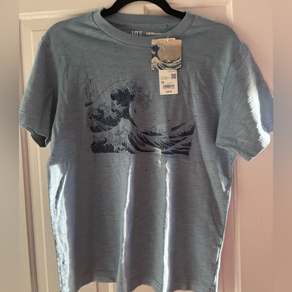 Uniqlo Light Blue Wave Graphic Tee